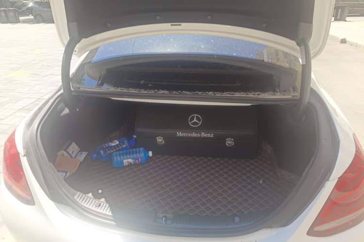 Used Mercedes-Benz C-Class 2018 C 200 L Sport Edition Trunk