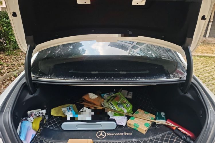 Used Mercedes-Benz C-Class 2018 C 180 L Fashion Edition Sport Version Trunk