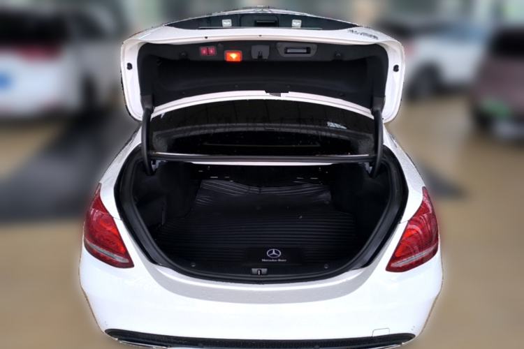 Used Mercedes-Benz C-Class 2018 C 180 L Fashion Edition Sport Version Trunk