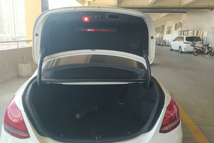 Used Mercedes-Benz C-Class 2018 C 200 L Trunk