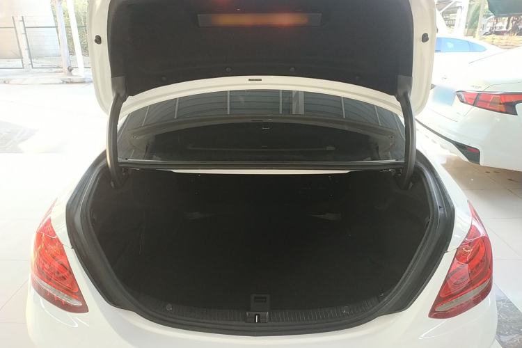 Used Mercedes-Benz C-Class 2018 C 180 L Fashion Edition Sport Version Trunk