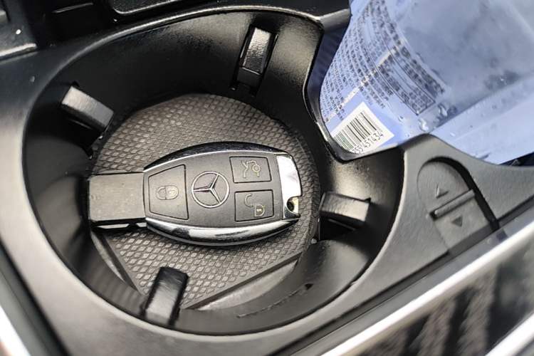 Used Mercedes-Benz C-Class 2018 C 200 L Sport Edition Achievement Special Edition Vehicle Key