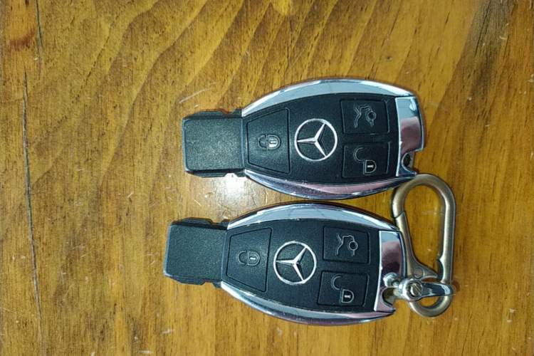 Used Mercedes-Benz C-Class 2018 C 200 Sport Edition Vehicle Key