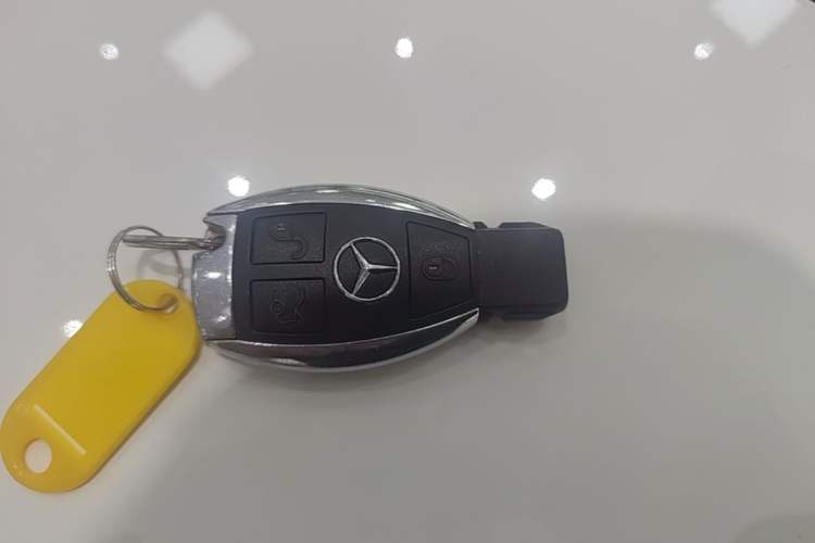 Used Mercedes-Benz C-Class 2018 C 180 L Fashion Edition Sport Version Vehicle Key