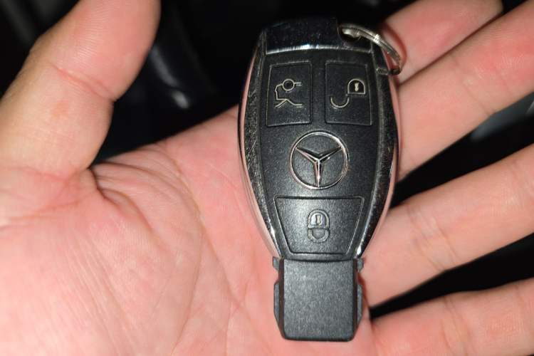 Used Mercedes-Benz C-Class 2018 C 200 L Sport Edition Achievement Special Edition Vehicle Key
