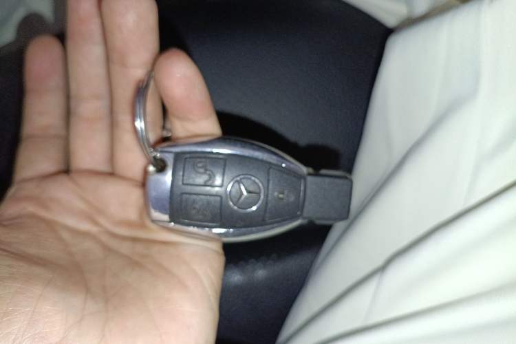 Used Mercedes-Benz C-Class 2018 C 200 L Sport Edition Vehicle Key