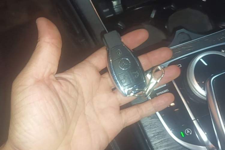 Used Mercedes-Benz C-Class 2018 C 200 L Sport Edition Vehicle Key