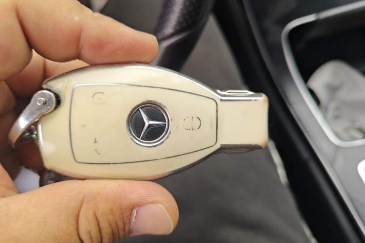 Used Mercedes-Benz C-Class 2018 C 200 L Sport Edition Achievement Special Edition Vehicle Key