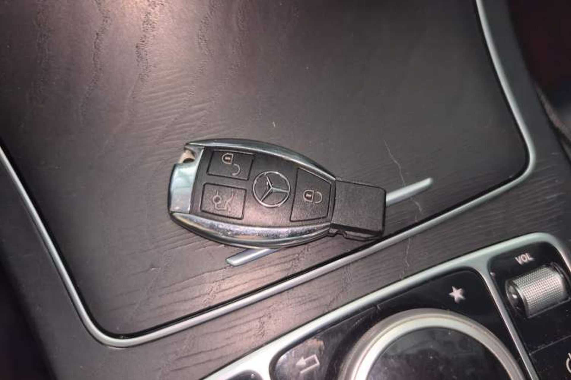 Used Mercedes-Benz C-Class 2018 C 180 L Fashion Edition Sport Version Vehicle Key