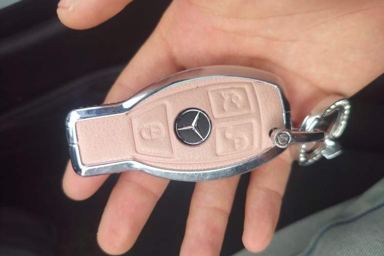 Used Mercedes-Benz C-Class 2018 C 200 Sport Edition Vehicle Key