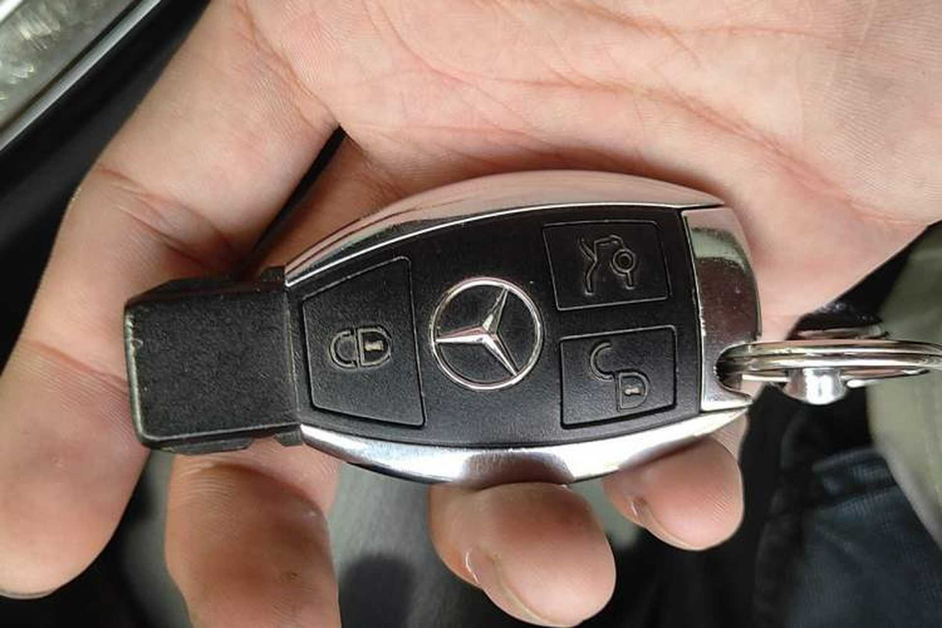 Used Mercedes-Benz C-Class 2018 C 200 L Vehicle Key