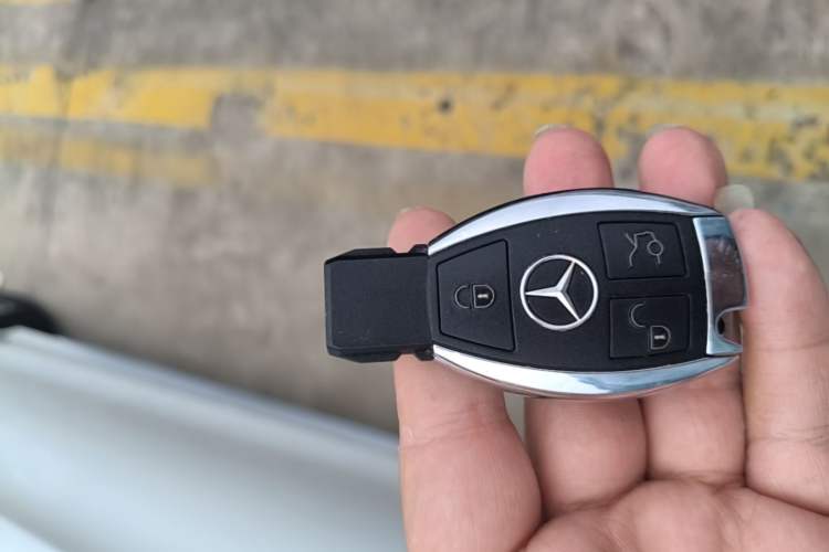 Used Mercedes-Benz C-Class 2018 C 180 L Dynamic Sports Edition Vehicle Key