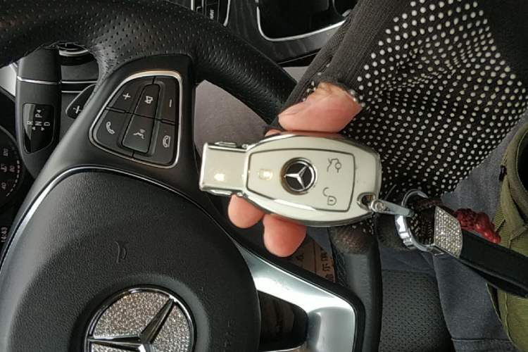 Used Mercedes-Benz C-Class 2018 C 200 L Sport Edition Achievement Special Edition Vehicle Key