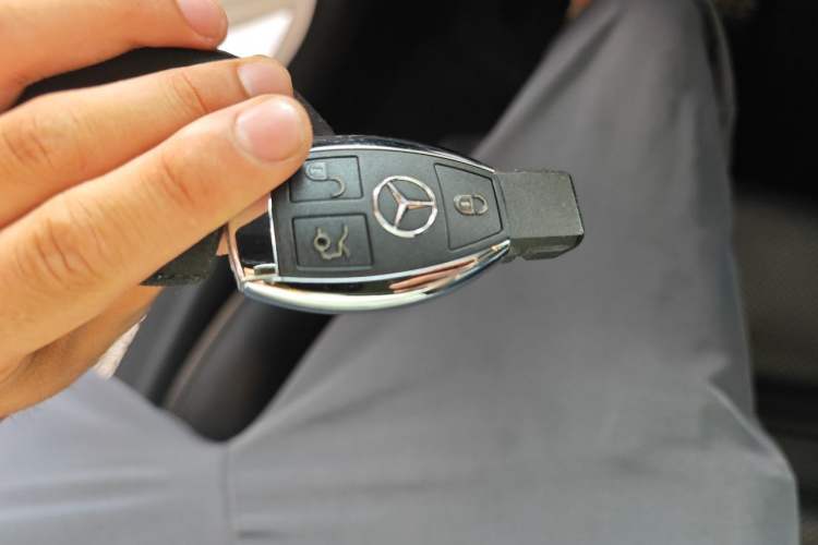 Used Mercedes-Benz C-Class 2018 C 300 Coupe Night Edition Vehicle Key