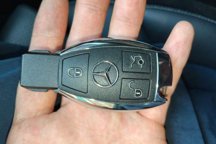Used Mercedes-Benz C-Class 2018 C 200 L Sport Edition Vehicle Key