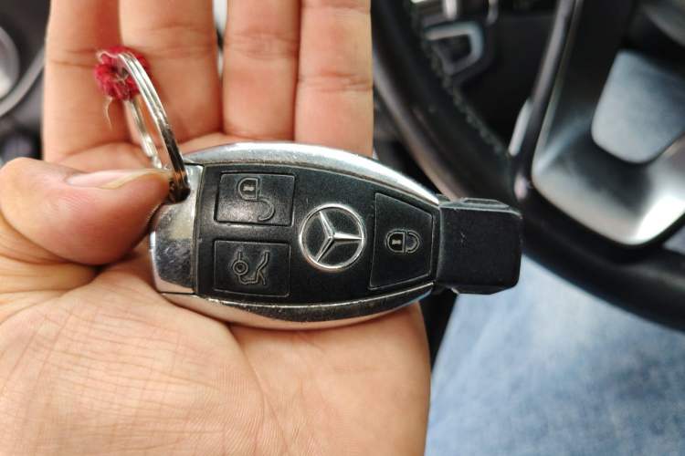 Used Mercedes-Benz C-Class 2018 C 200 L Sport Edition Achievement Special Edition Vehicle Key