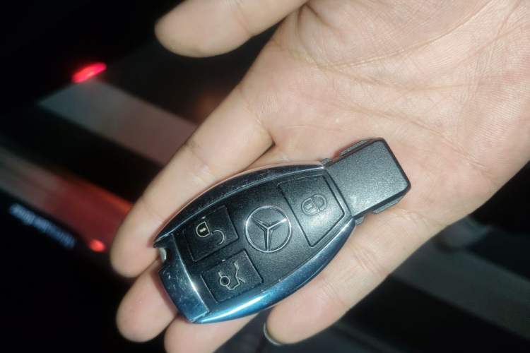 Used Mercedes-Benz C-Class 2018 C 200 L Sport Edition Vehicle Key