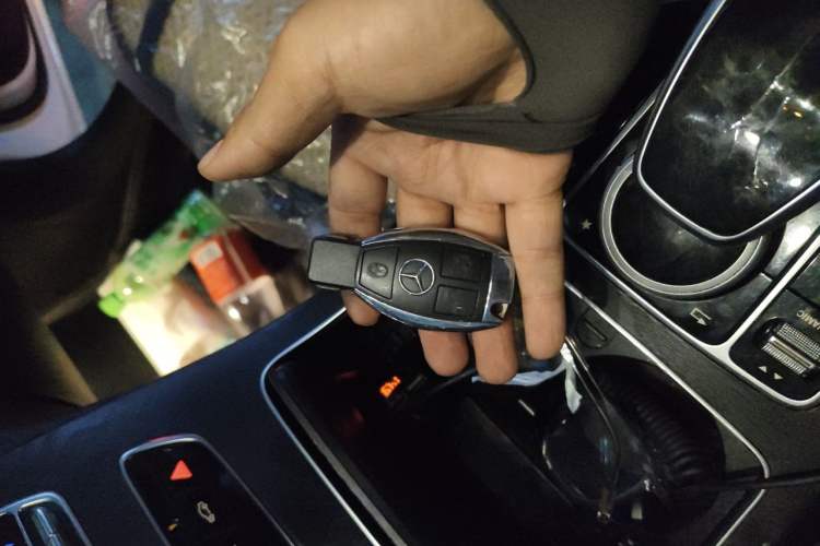 Used Mercedes-Benz C-Class 2018 C 200 L Sport Edition Vehicle Key