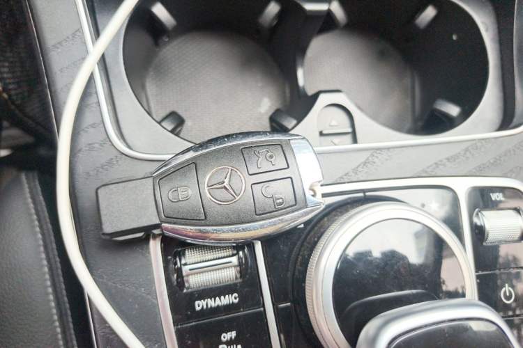 Used Mercedes-Benz C-Class 2018 C 200 L Sport Edition Achievement Special Edition Vehicle Key