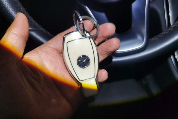 Used Mercedes-Benz C-Class 2018 C 200 Estate Vehicle Key