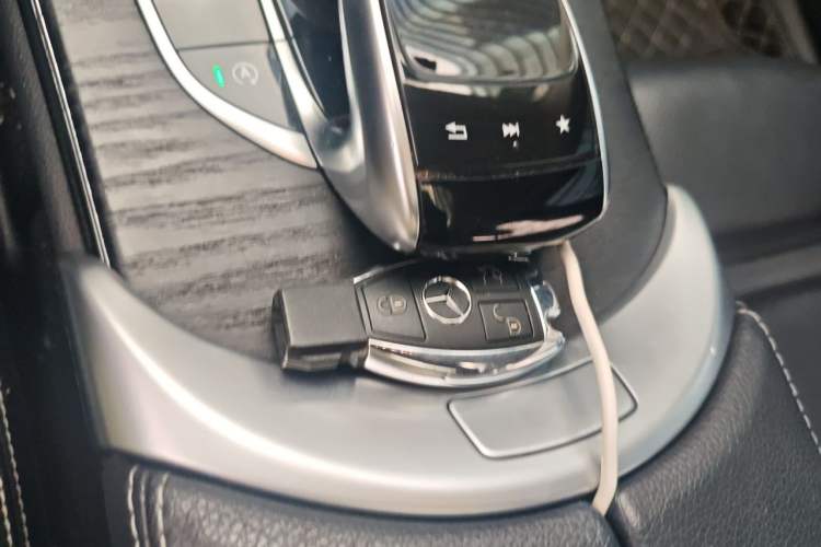 Used Mercedes-Benz C-Class 2018 C 200 L Sport Edition Vehicle Key