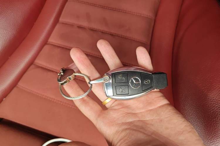 Used Mercedes-Benz C-Class 2018 C 200 Sport Edition Vehicle Key
