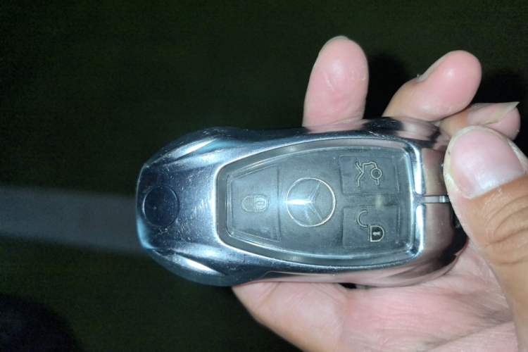 Used Mercedes-Benz C-Class 2018 C 200 Sport Edition Vehicle Key