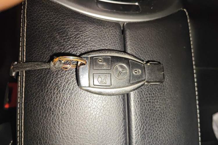 Used Mercedes-Benz C-Class 2018 C 200 L Sport Edition Vehicle Key