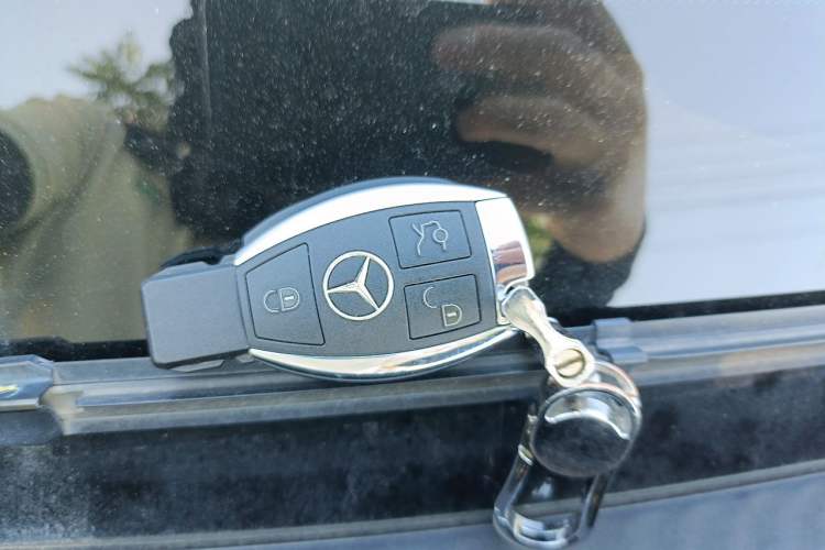 Used Mercedes-Benz C-Class 2018 C 180 L Fashion Edition Sport Version Vehicle Key