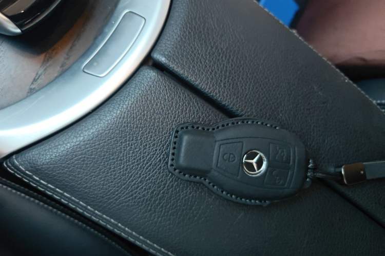 Used Mercedes-Benz C-Class 2018 C 180 L Fashion Edition Sport Version Vehicle Key