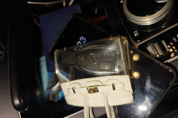 Used Mercedes-Benz C-Class 2018 C 200 L Sport Edition Vehicle Key