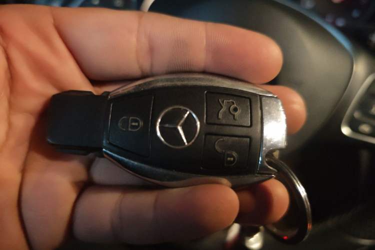 Used Mercedes-Benz C-Class 2018 C 200 L Sport Edition Achievement Special Edition Vehicle Key