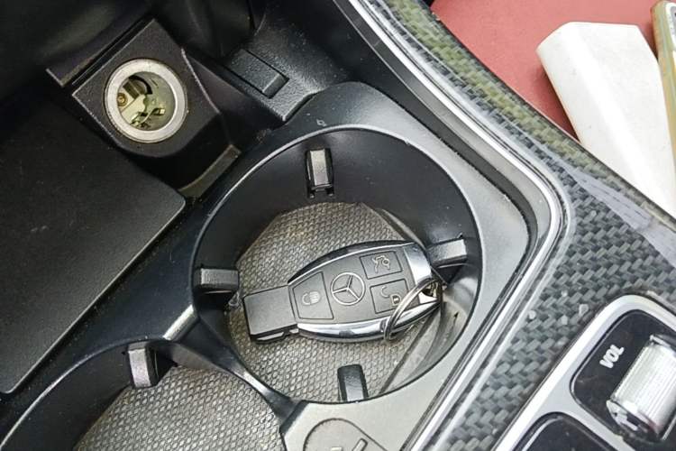 Used Mercedes-Benz C-Class 2018 C 200 Sport Edition Vehicle Key