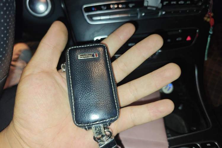 Used Mercedes-Benz C-Class 2018 C 180 L Fashion Edition Sport Version Vehicle Key