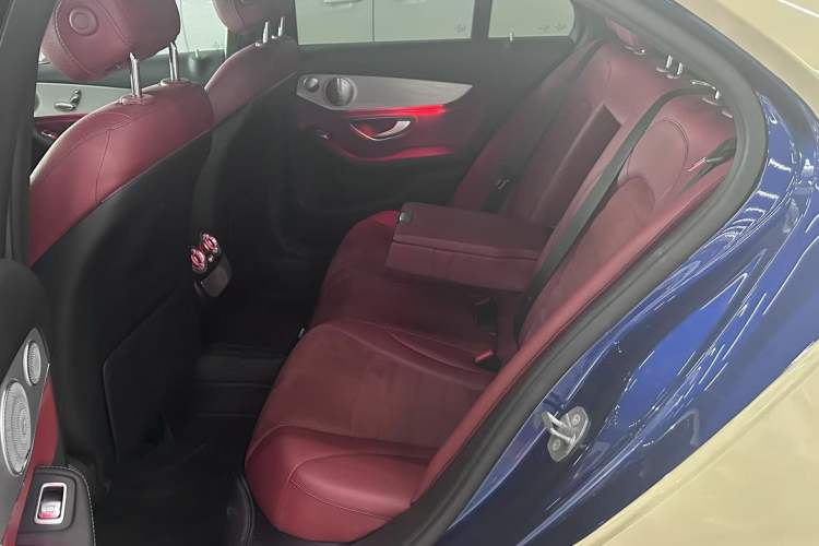 Used Mercedes-Benz C-Class 2018 C 200 Achievement Special Edition Interior 6