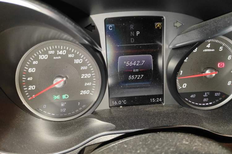 Used Mercedes-Benz C-Class 2018 C 200 Coupe Odometer Close Up