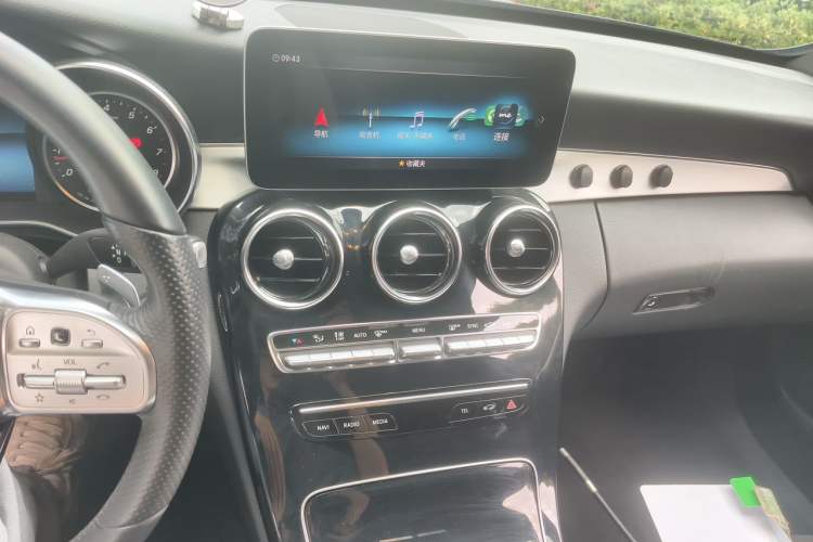 Used Mercedes-Benz C-Class 2019 C 260 Sport Edition Audio And AC Panel