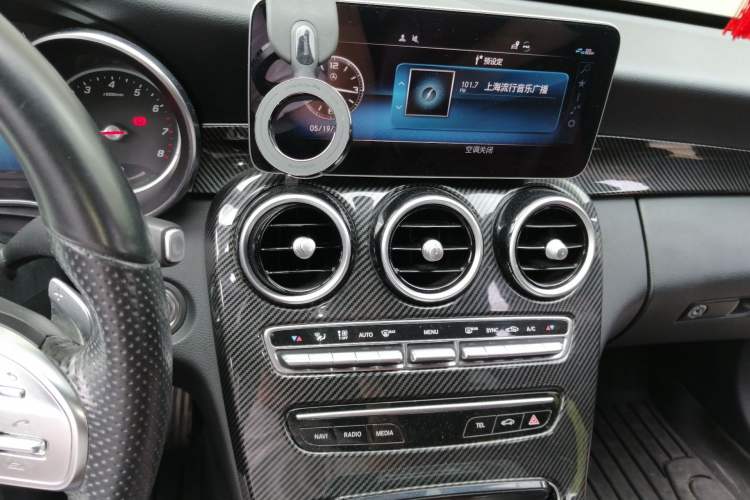 Used Mercedes-Benz C-Class 2019 C 260 Sport Edition Audio And AC Panel