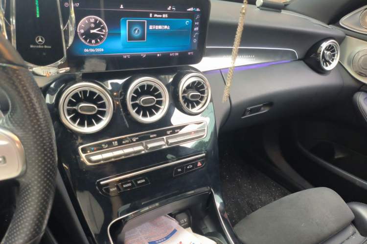 Used Mercedes-Benz C-Class 2019 C 260 Sport Edition Audio And AC Panel