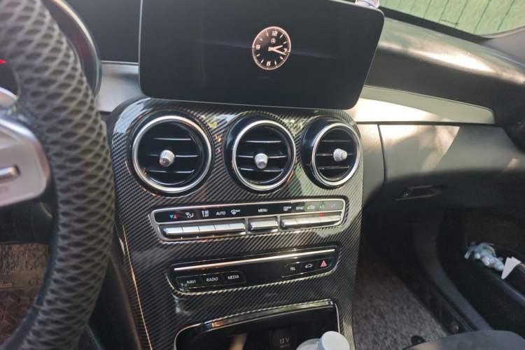 Used Mercedes-Benz C-Class 2019 C 260 Sport Edition Audio And AC Panel