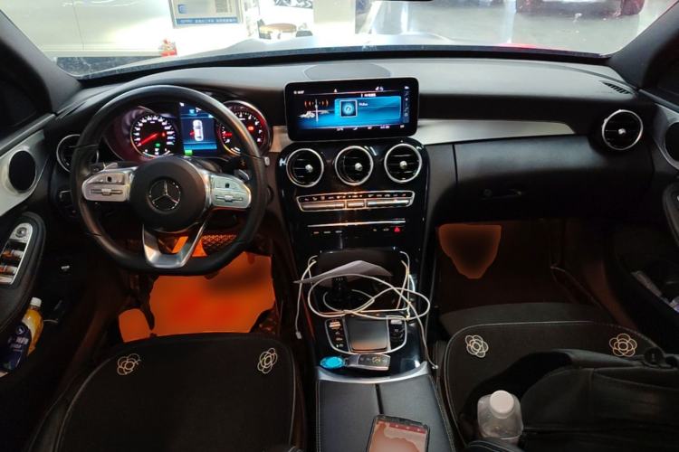 Used Mercedes-Benz C-Class 2019 C 260 Sport Edition Center Console