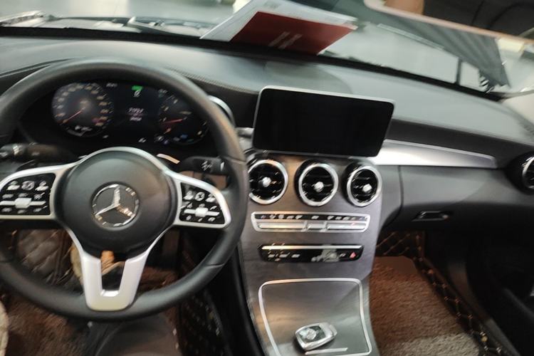 Used Mercedes-Benz C-Class 2019 Restyled C 260 L Sport Edition Center Console
