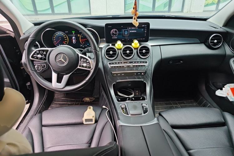 Used Mercedes-Benz C-Class 2019 Restyled C 260 L Sport Edition Center Console