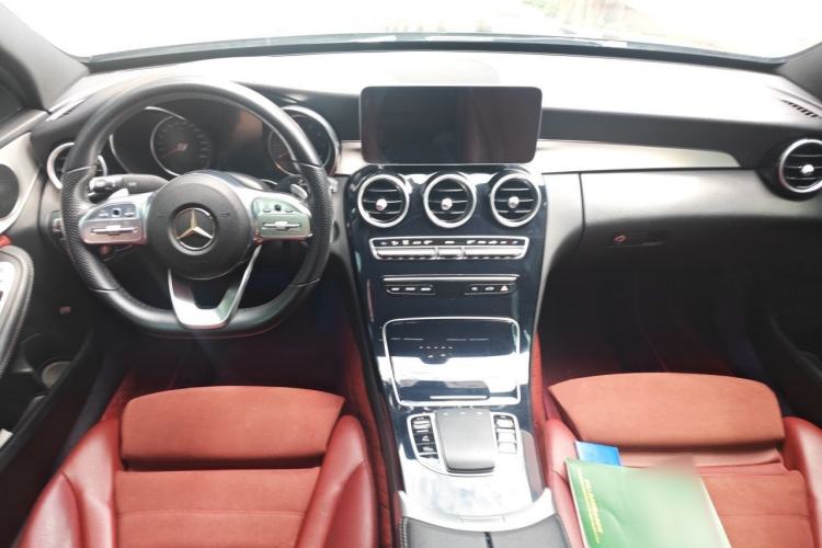 Used Mercedes-Benz C-Class 2019 C 260 Sport Edition Center Console