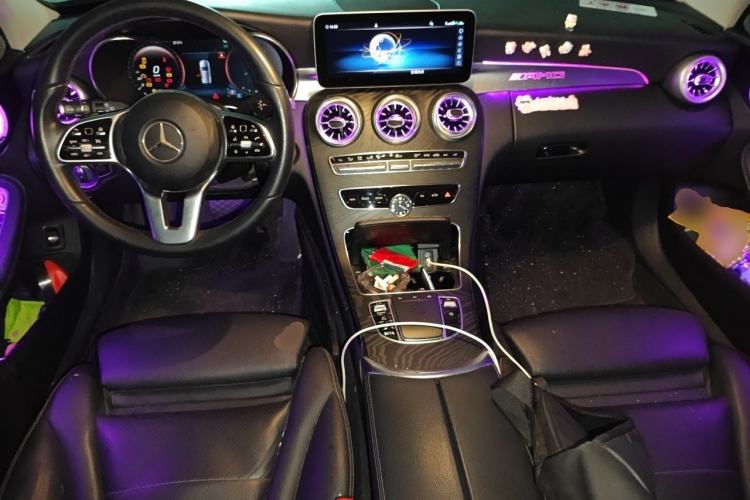 Used Mercedes-Benz C-Class 2019 C 260 Estate Center Console
