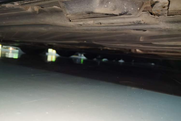Used Mercedes-Benz C-Class 2019 C 300 station wagon Chassis Rear Left