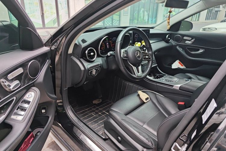 Used Mercedes-Benz C-Class 2019 Restyled C 260 L Sport Edition Driver Seat