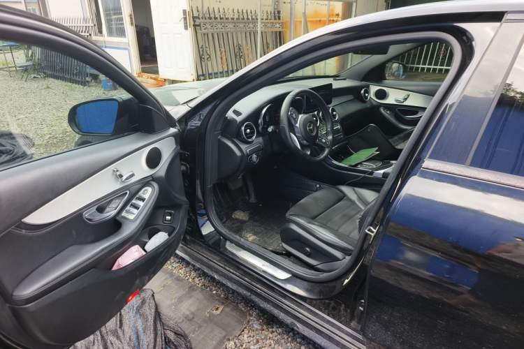 Used Mercedes-Benz C-Class 2019 C 260 Sport Edition Driver Seat