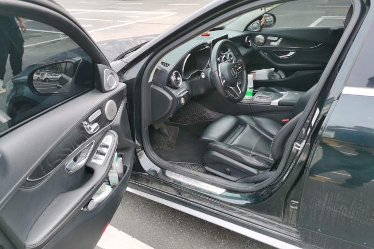 Used Mercedes-Benz C-Class 2019 Restyled C 260 L Sport Edition Driver Seat
