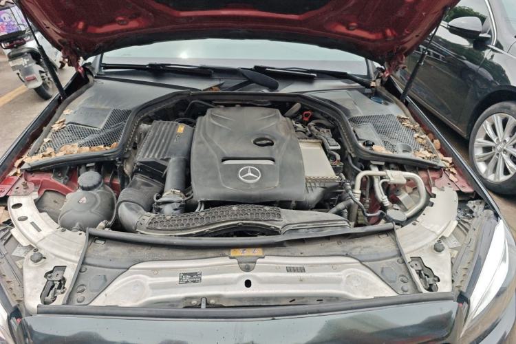 Used Mercedes-Benz C-Class 2019 C 180 L Fashion Edition Sport Version Engine Bay